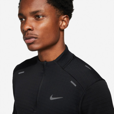 Nike Camiseta manga larga Therma-FIT Repel Element hombre en Negro  |Intersport.es
