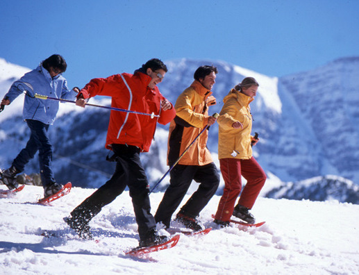 Ropa deportiva técnica para esquí, ciclismo, running y trekking - UYN